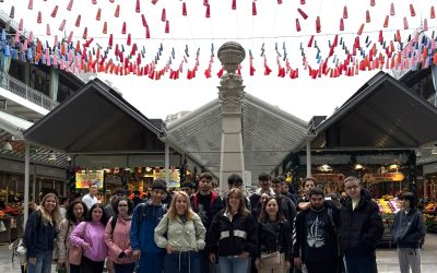 Atividade de Teatro – “Terça-feira: tudo o que é sólido dissolve-se no ar”